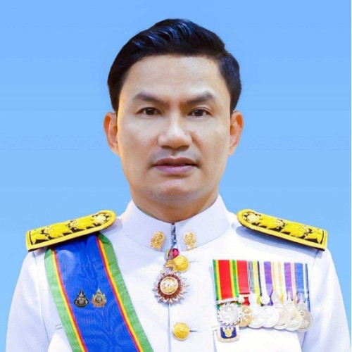 นายภูธร จันทะหงษ์ ปุณจรัสธำรง