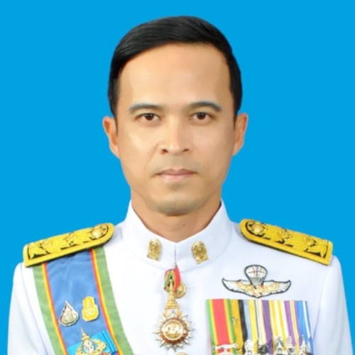 นายเอกราช ชวีวัฒน์